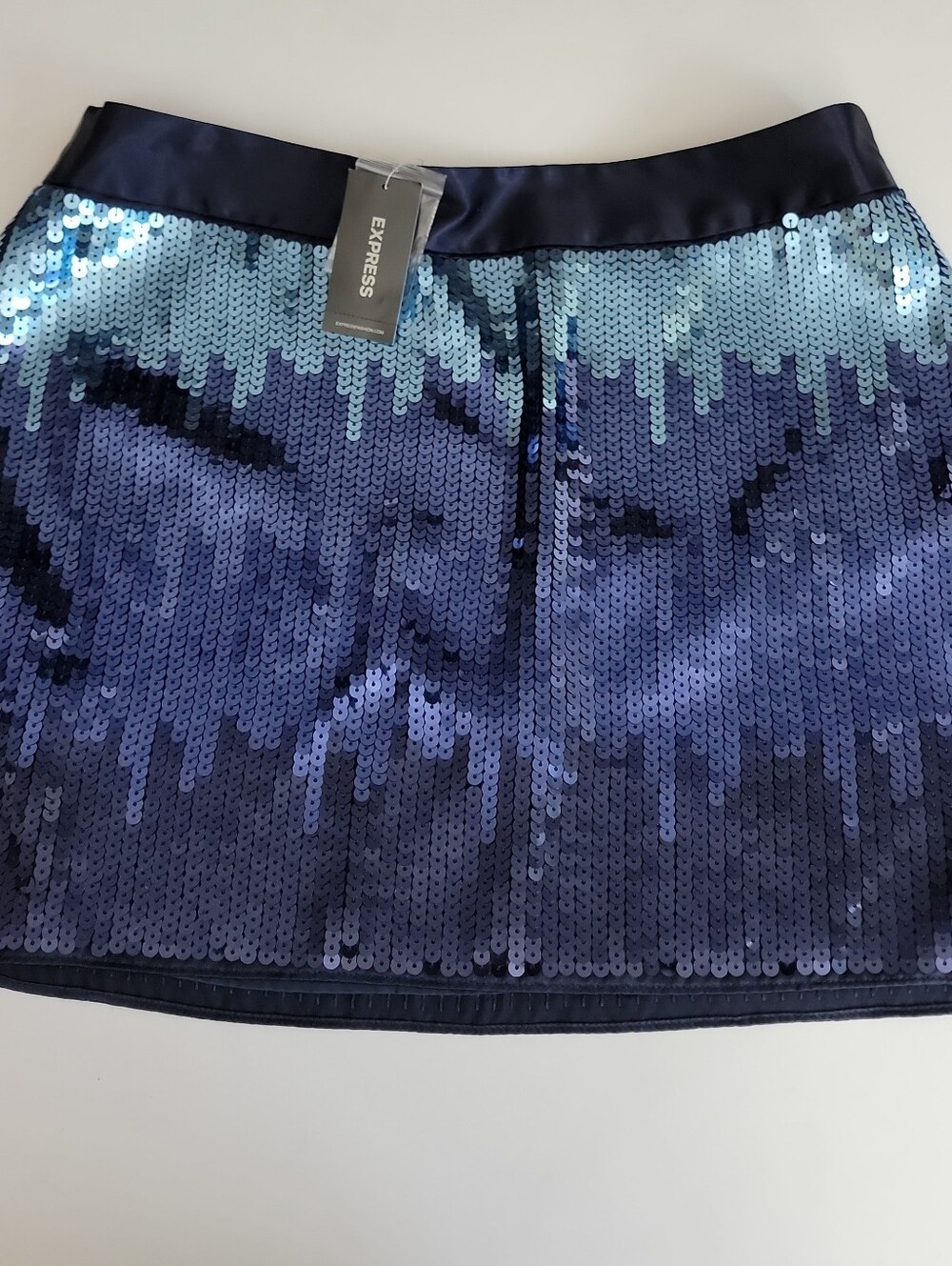 Express Teal to Navy Sequin Ombre Mini Skirt Size 8 NWT